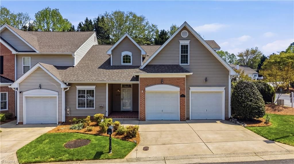 223 Misty Waters Lane, Jamestown, NC 27282