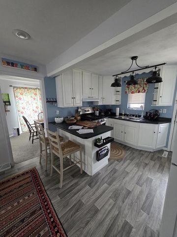 W9592 Lake Drive, Edgerton, WI 53534