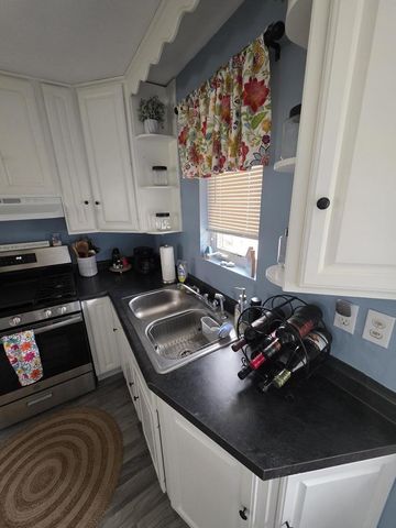 W9592 Lake Drive, Edgerton, WI 53534