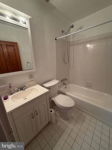 2753 RAYNER AVE, Baltimore, MD 21216