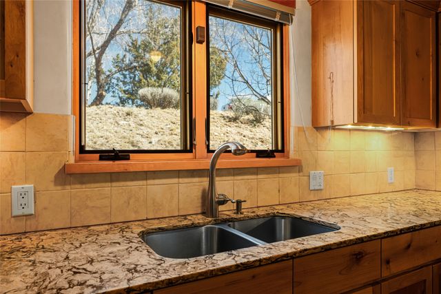 11 Pulitzer Trail E, Santa Fe, NM 87506