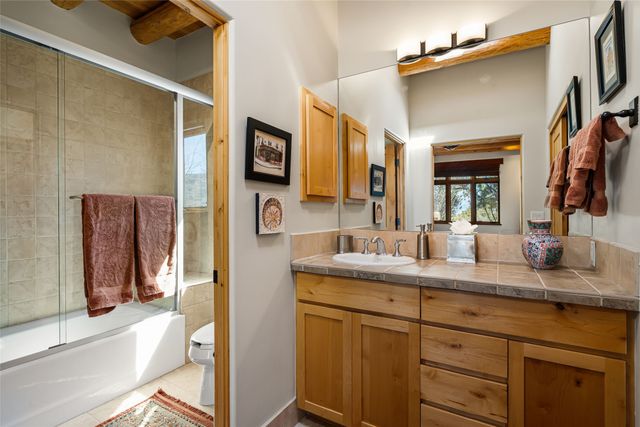 11 Pulitzer Trail E, Santa Fe, NM 87506