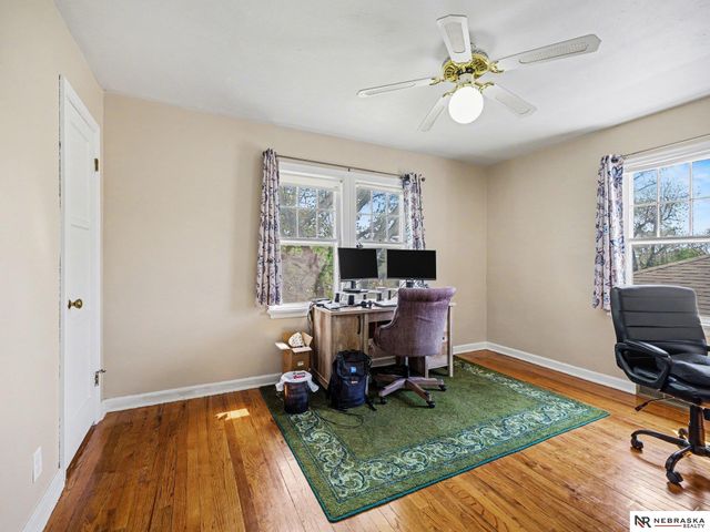 4827 Hickory Street, Omaha, NE 68106