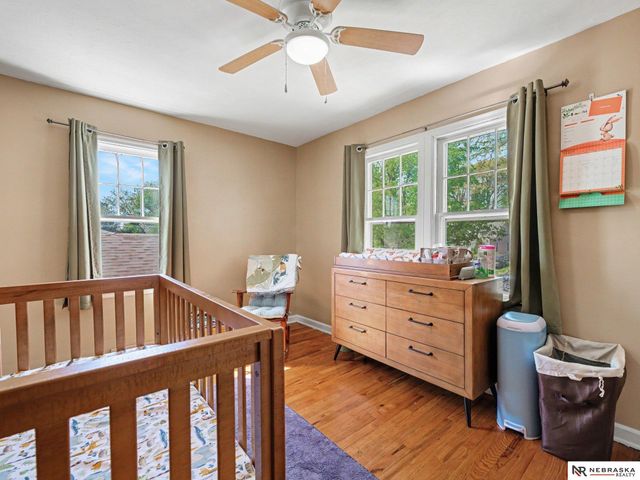 4827 Hickory Street, Omaha, NE 68106