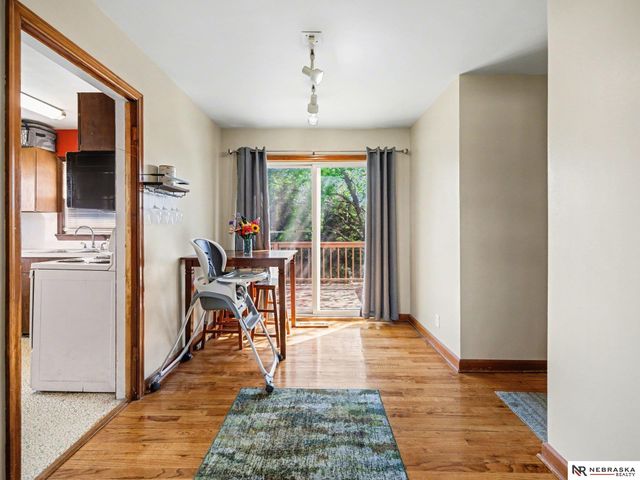 4827 Hickory Street, Omaha, NE 68106