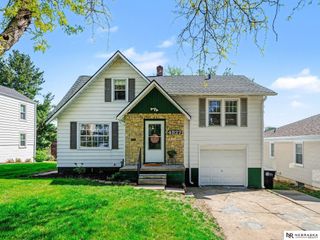 4827 Hickory Street, Omaha, NE 68106