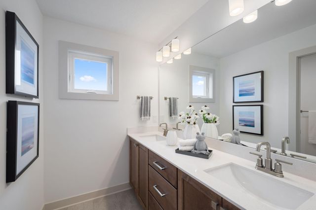 18278 104th Avenue N, Maple Grove, MN 55311