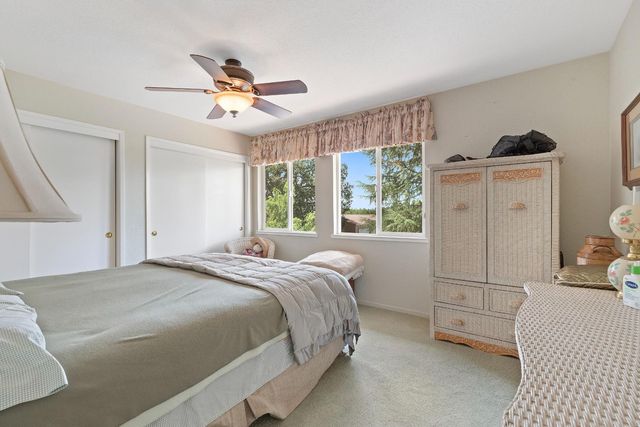 925 Townhill Rd, Oakdale, CA 95361