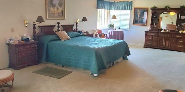 925 Townhill Rd, Oakdale, CA 95361