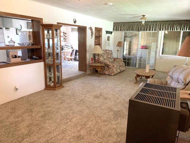 925 Townhill Rd, Oakdale, CA 95361