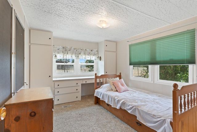 925 Townhill Rd, Oakdale, CA 95361