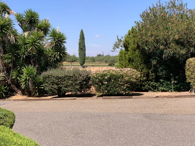 925 Townhill Rd, Oakdale, CA 95361