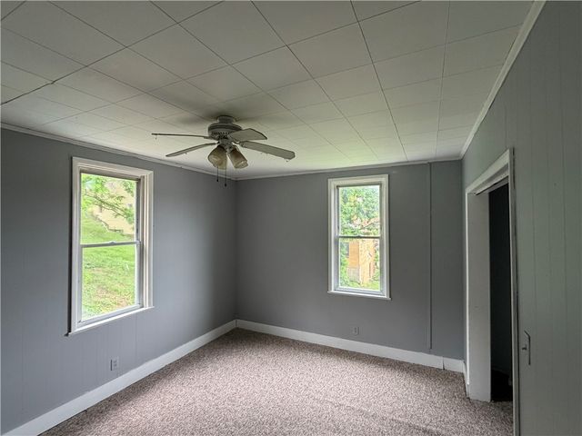 549 Thompson, Donora, PA 15033