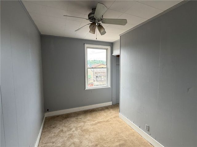 549 Thompson, Donora, PA 15033