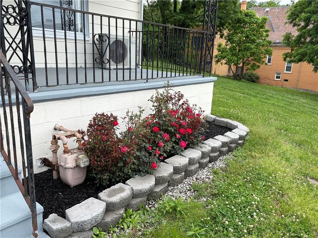 549 Thompson, Donora, PA 15033