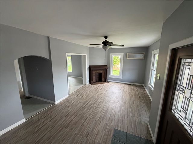 549 Thompson, Donora, PA 15033