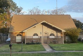 3111 Apple Drive, Missouri City, TX 77459