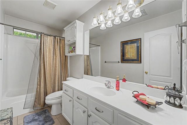1580 London Terrace, Springdale, AR 72764