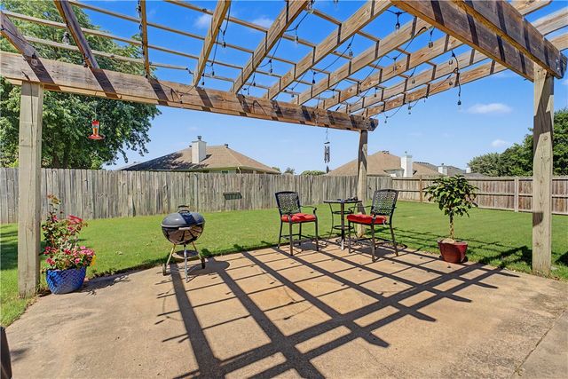 1580 London Terrace, Springdale, AR 72764
