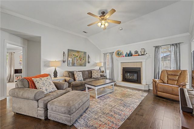 1580 London Terrace, Springdale, AR 72764