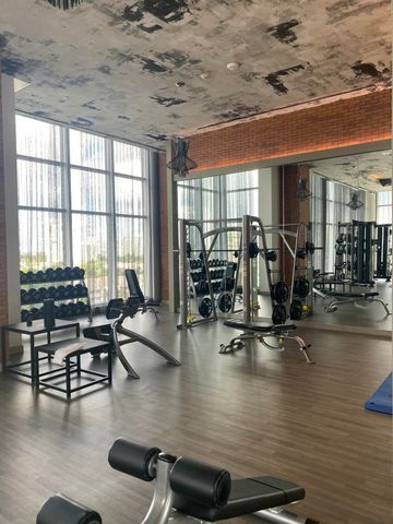 4010 S Ocean Drive R2104, Hollywood, FL 33019