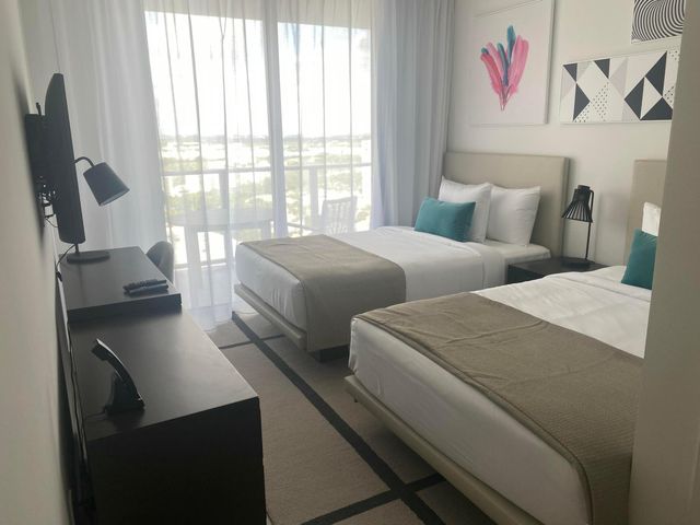 4010 S Ocean Drive R2104, Hollywood, FL 33019