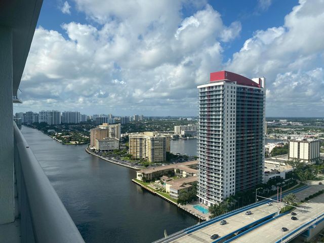 4010 S Ocean Drive R2104, Hollywood, FL 33019