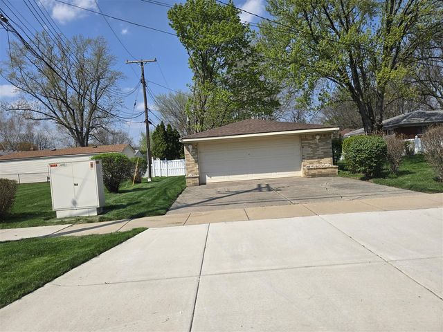 4203 Manor Avenue, Royal Oak, MI 48073