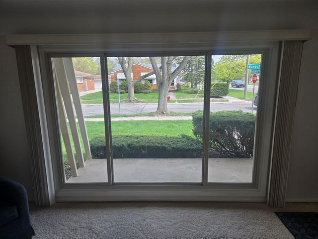 4203 Manor Avenue, Royal Oak, MI 48073
