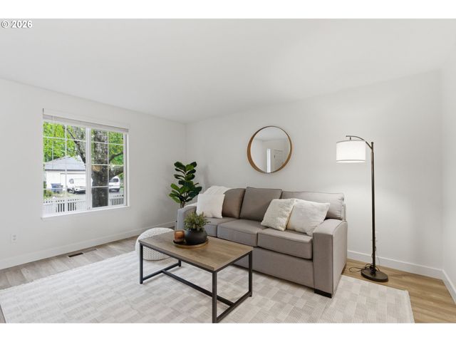 15304 Ne 44TH St, Vancouver, WA 98682