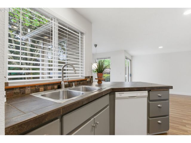 15304 Ne 44TH St, Vancouver, WA 98682