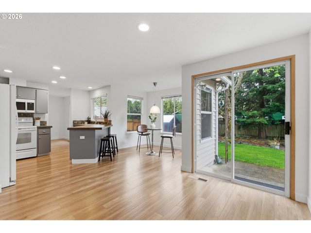 15304 Ne 44TH St, Vancouver, WA 98682