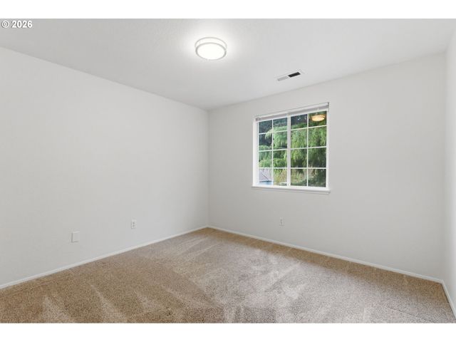 15304 Ne 44TH St, Vancouver, WA 98682