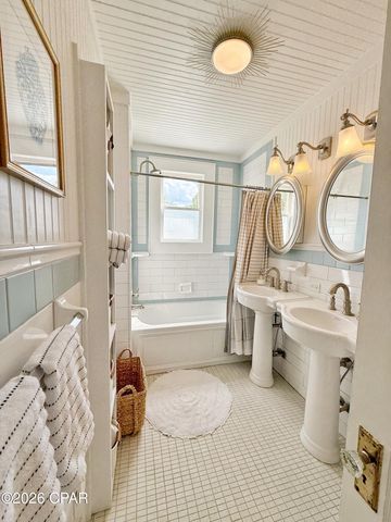 4473 Putnam Street, Marianna, FL 32446