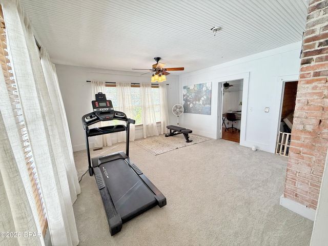 4473 Putnam Street, Marianna, FL 32446