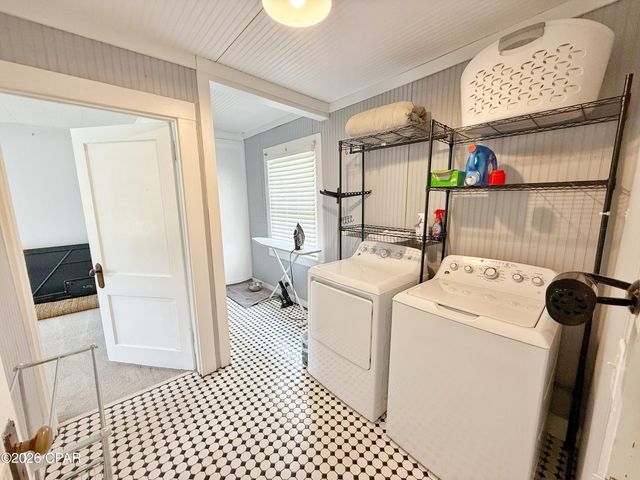 4473 Putnam Street, Marianna, FL 32446