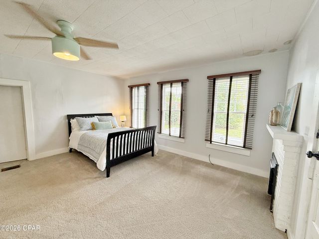 4473 Putnam Street, Marianna, FL 32446