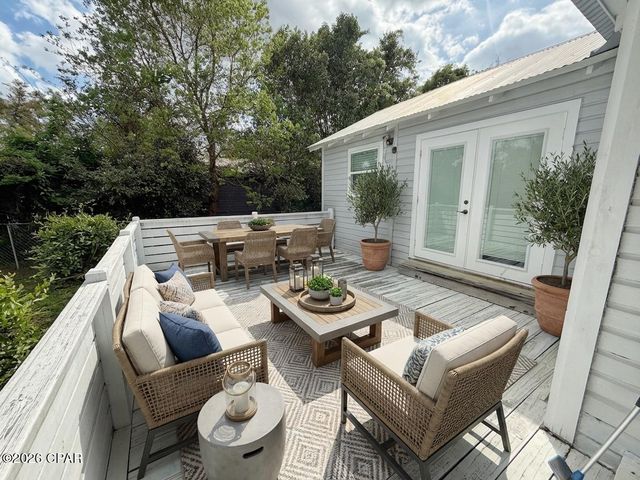 4473 Putnam Street, Marianna, FL 32446