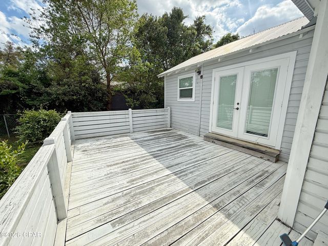 4473 Putnam Street, Marianna, FL 32446