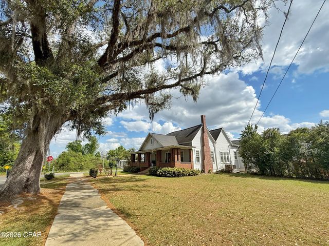 4473 Putnam Street, Marianna, FL 32446