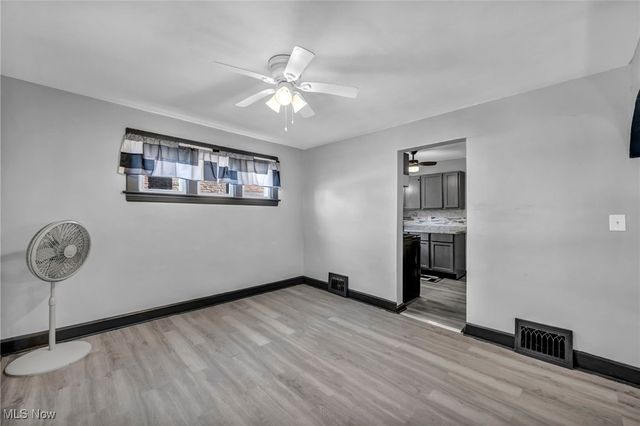 9302 Park Heights Avenue, Garfield Heights, OH 44125