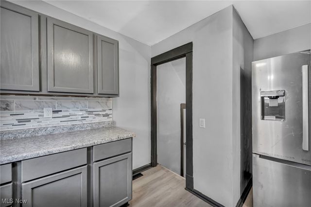 9302 Park Heights Avenue, Garfield Heights, OH 44125