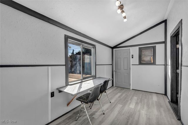 9302 Park Heights Avenue, Garfield Heights, OH 44125