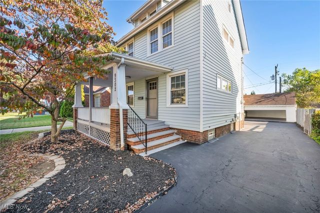 9302 Park Heights Avenue, Garfield Heights, OH 44125