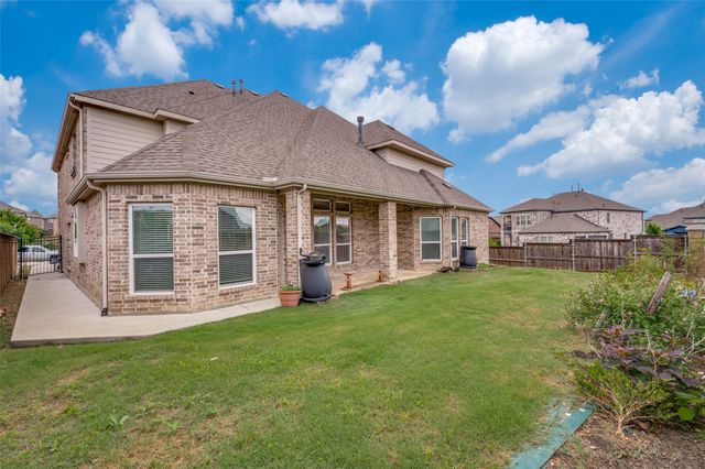 1824 Silvery Canoe Way, Wylie, TX 75098