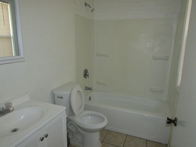 3135 N Dixie Blvd, Odessa, TX 79762