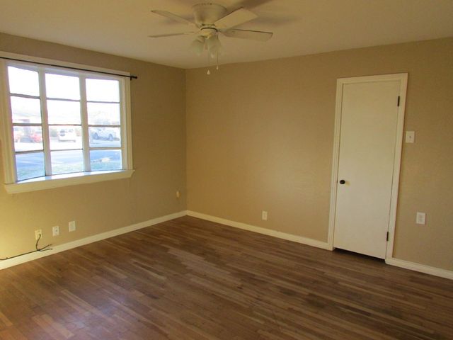 3135 N Dixie Blvd, Odessa, TX 79762