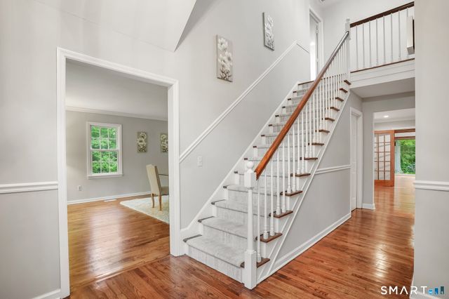 22 Fox Run, Wilton, CT 06897