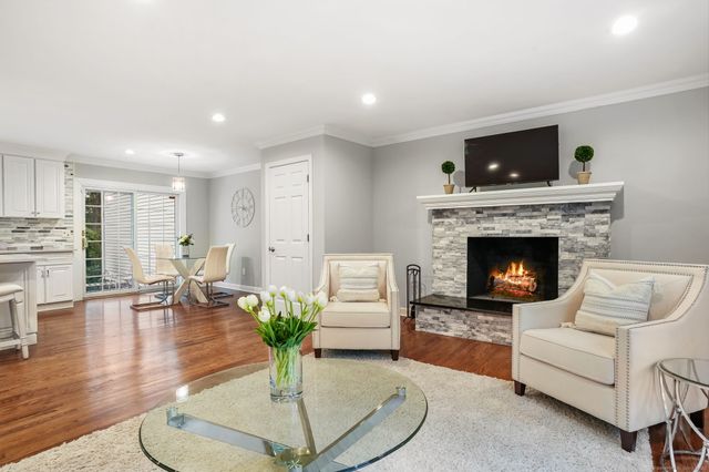 22 Fox Run, Wilton, CT 06897