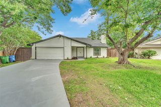 2114 Via Vista, Carrollton, TX 75006
